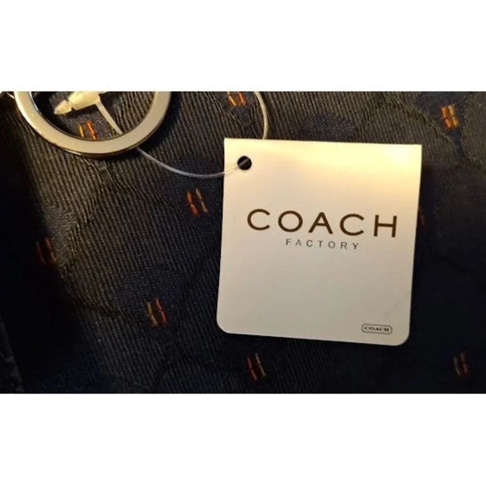 Coach signature mini